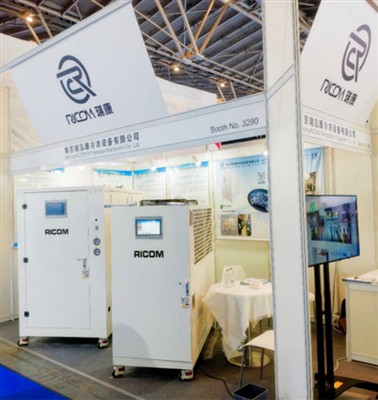 자동차 테스트 전시회에서 고온 테스트 단위 데뷔